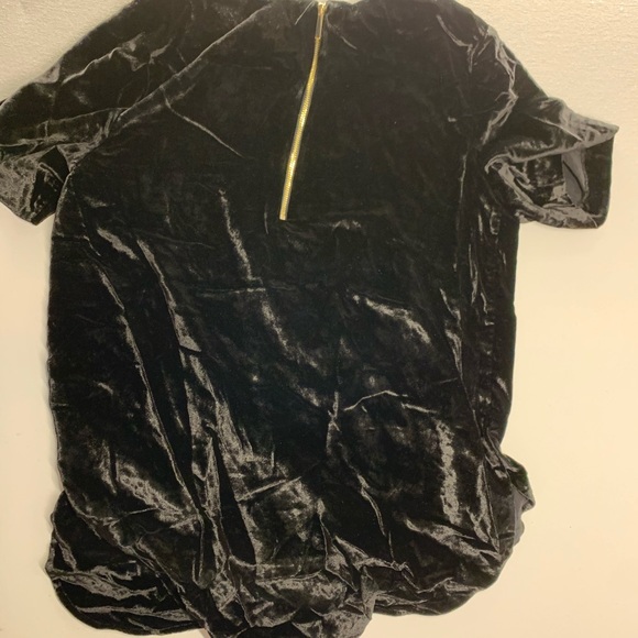 Velvet black top - Picture 2 of 3